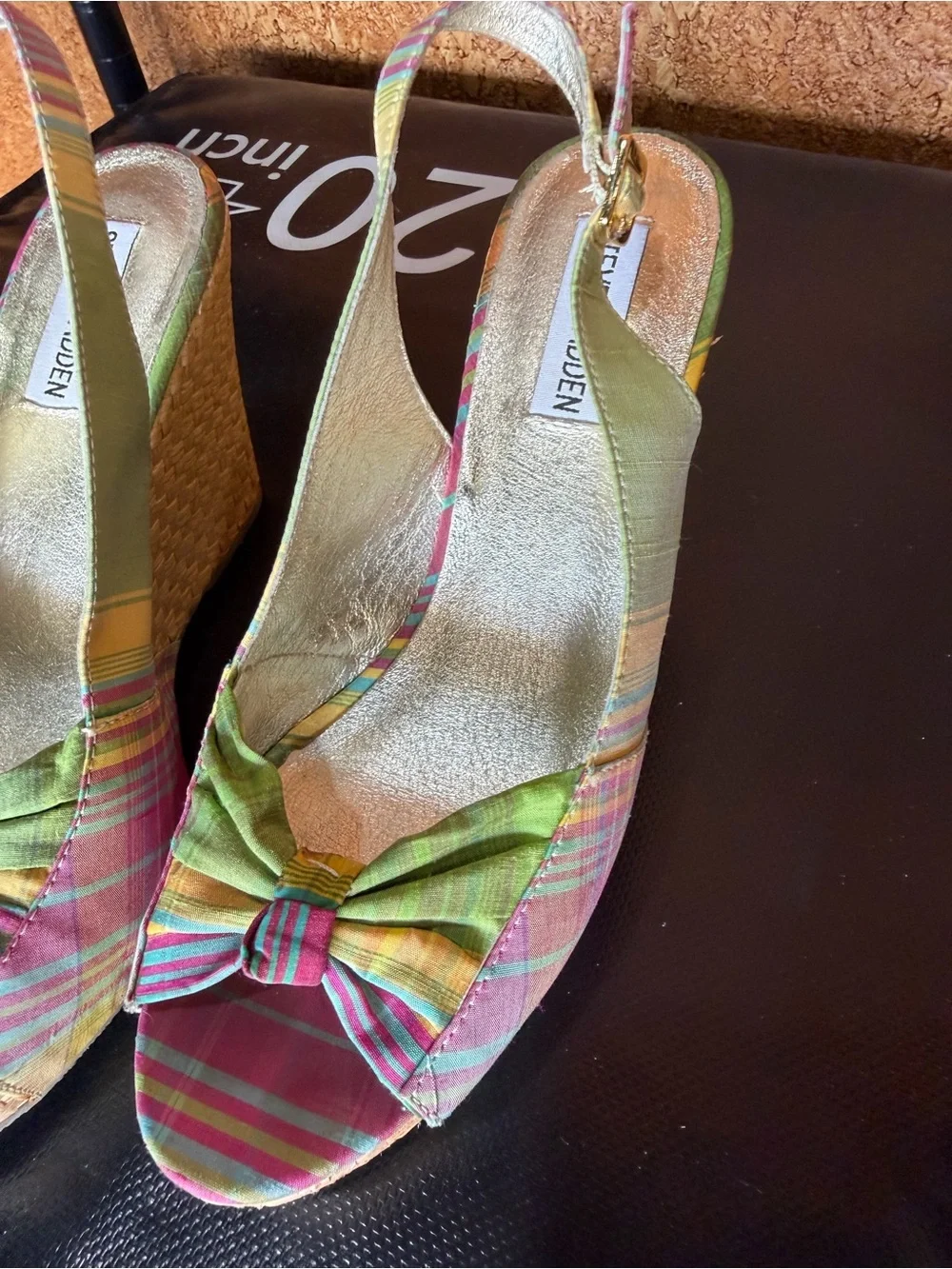 Steve Madden Madras print wedge sandals size 7 1/2